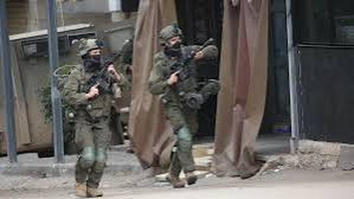 الاحتلال يعتقل شابا من الأغوار الشمالية