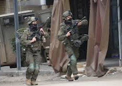 الاحتلال يعتقل شابا من الأغوار الشمالية