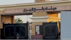 إعادة فتح المعبر الرئيسي لغزة في رفح، بعد إغلاق دام أكثر من عام ونصف، بما في ذلك سيارات الإسعاف وشاحنات المساعدات المتجهة لدعم المدنيين الفلسطينيين، في خطوة تم تنسيقها مع مصر والاتحاد الأوروبي، وسط أجواء من الترقب لدى السكان والسلطات المحلية.