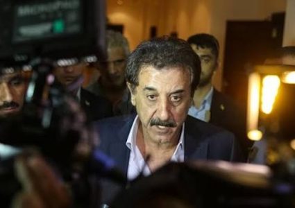 ما تفاصيل الأحكام الغيابية بالسجن ومصادرة الأموال التي صدرت بحق مهنا وزوجته؟