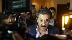 ما تفاصيل الأحكام الغيابية بالسجن ومصادرة الأموال التي صدرت بحق مهنا وزوجته؟