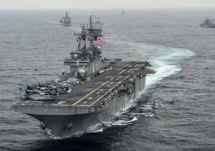 الجيش الأميركي يعلن إسقاط مسيرة إيرانية اقتربت من حاملة طائرات