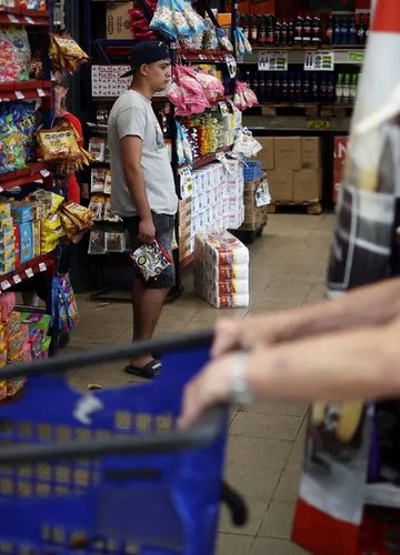 دراسة: الأطعمة فائقة المعالجة ترفع خطر وفاة مرضى السرطان بنحو 60%