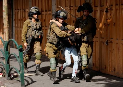 الاحتلال يشن حملة اعتقالات واسعة في الضفة