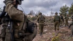 اتهام 12 إسرائيليًا بينهم جنود بتهريب بضائع لغزة وتمويل حماس خلال الحرب
