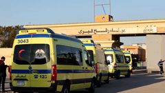 الاحتلال يمنع سفر المرضى عبر معبر رفح ويلغي مغادرة الدفعة الثالثة