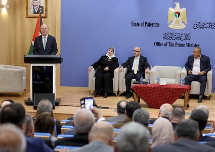 اليابان تقدم منحا لثلاثة مشاريع تنموية أهلية في فلسطين