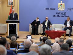 اليابان تقدم منحا لثلاثة مشاريع تنموية أهلية في فلسطين