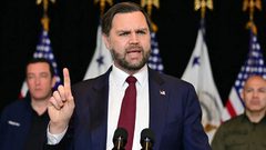 فانس: ترامب سيلجأ إلى "الخيار العسكري" إذا استنفد خياراته في إيران