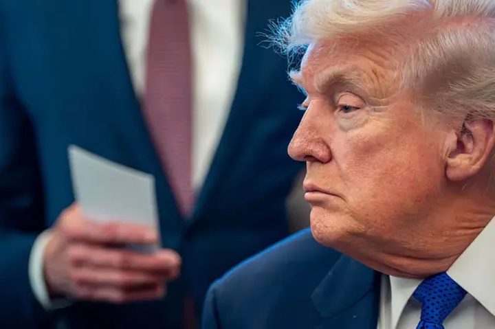 ترامب: إيران تتفاوض معنا الآن ولا تريدنا أن نوجه ضربة لها