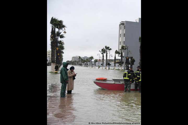 اجلاء ١٤٥ الف بسبب الفيضانات في المغرب