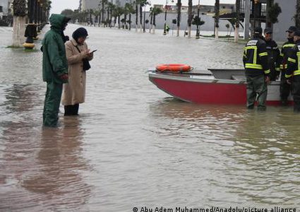 اجلاء ١٤٥ الف بسبب الفيضانات في المغرب
