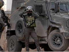 الاحتلال يعتقل 7 مواطنين شرق قلقيلية