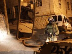 الاحتلال يقتحم اللبن الشرقية