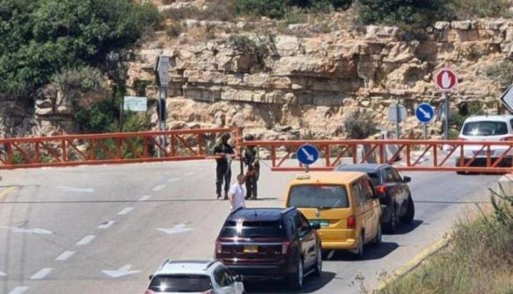 الاحتلال يغلق حاجز عطارة العسكري شمال رام الله