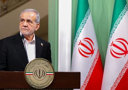 إيران تعتبر المفاوضات مع أمريكا "خطوة إلى الأمام" وتؤكد على حقها النووي الكامل