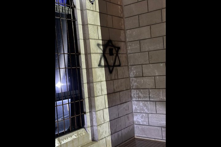 مستوطنون يقتحمون مسجدا جنوب شرق بيت لحم