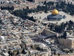 محافظة القدس: قرارات كابينت الاحتلال تصعيد خطير لتعميق الضم ونهب الأرض