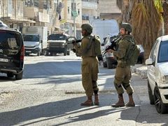 إصابات بالضرب والاختناق واعتقال مواطنين في الخليل