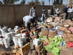 إتلاف 6 أطنان سلع غذائية تالفة في محافظة القدس