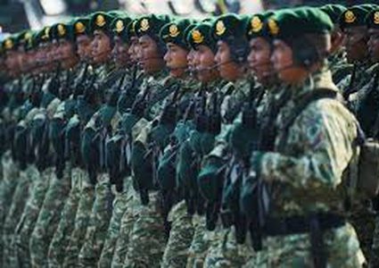 قوات إندونيسية بالآلاف تتهيأ لدخول غزة