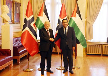 الرئيس محمود عباس يلتقي رئيس البرلمان النرويجي