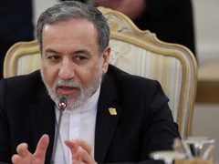 عراقجي: حتى 12 حاملة طائرات لن تجدي نفعا لقد هُزمت أمريكا