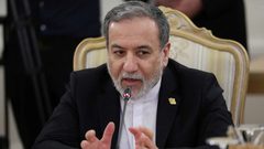 عراقجي: حتى 12 حاملة طائرات لن تجدي نفعا لقد هُزمت أمريكا