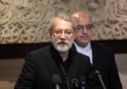 لاريجاني: لا مفاوضات إلا حول النووي وإيران تؤكد استمرار الحوار مع واشنطن