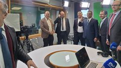 إطلاق إذاعة "هنا غزة"… صوتٌ يولد من الركام ليعيد الحكاية إلى أصحابها