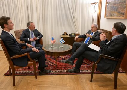 قبيل لقائه بترمب.. نتنياهو يبحث الملف الإيراني مع ويتكوف وكوشنر