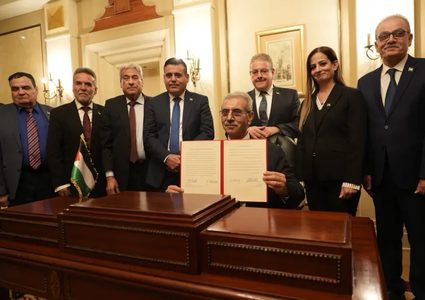 حكومة غزة تدعو لجنة إدارة القطاع للحضور ومباشرة مهامها