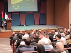 تحت رعاية دولة الأستاذ الدكتور رامي الحمد الله نائب رئيس مجلس أمناء جامعة النجاح الوطنية ورئيس مجلس أمناء مستشفى النجاح الوطني الجامعي كلية القانون والعلوم السياسية في جامعة النجاح الوطنية تطلق المعهد الفلسطيني للقانون الدولي الإنساني وحقوق الإنسان والممول من الاتحاد الأوروبي.