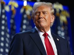 دونالد ترامب: سننشر حاملة طائرات ثانية في الشرق الأوسط