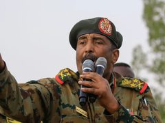 رئيس مجلس السيادة السوداني: المعركة لن تنتهي إلا بنهاية "التمرد"