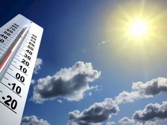 الطقس: أجواء دافئة ومغبرة وارتفاع ملموس آخر على درجات الحرارة