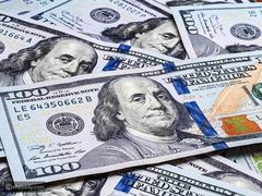 الدولار عند أدنى مستوى له منذ 30 عاماً