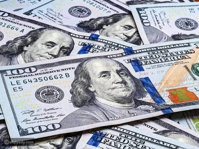 الدولار عند أدنى مستوى له منذ 30 عاماً