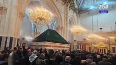 صلاة الفجر اليوم في الحرم الإبراهيمي الشريف بالبلدة القديمة بمدينة الخليل.