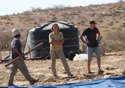 مستوطنون يعتدون على رُعاة والاحتلال يعتقل أفراد عائلة في الأغوار الشمالية