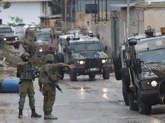 الاحتلال يعتقل شابا من بيتونيا