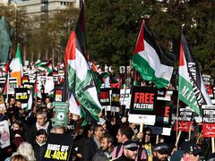 مظاهرات في بريطانيا وفرنسا دعما لغزة والأسرى الفلسطينيين