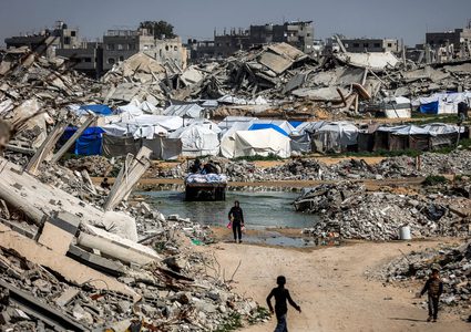 مصابون بالرصاص وعمليات نسف مبانٍ واسعة في أنحاء متفرقة من قطاع غزة