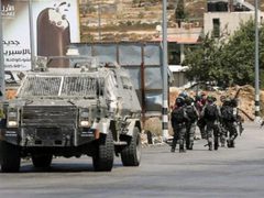 الاحتلال يقتحم قرى وبلدات في جنين ويفتش منازل