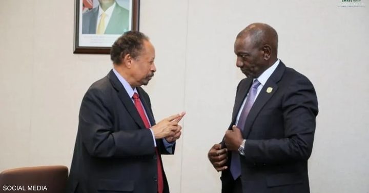 رئيس كينيا يعلن دعم الرباعية لوقف الحرب في السودان خلال لقائه حمدوك