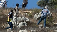 مستوطنون يعتدون على المواطنين في خربة الحمة بالأغوار الشمالية