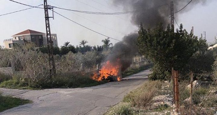 مصادر لبنانية: استشهاد شاب في قصف مركبة في جنوب لبنان