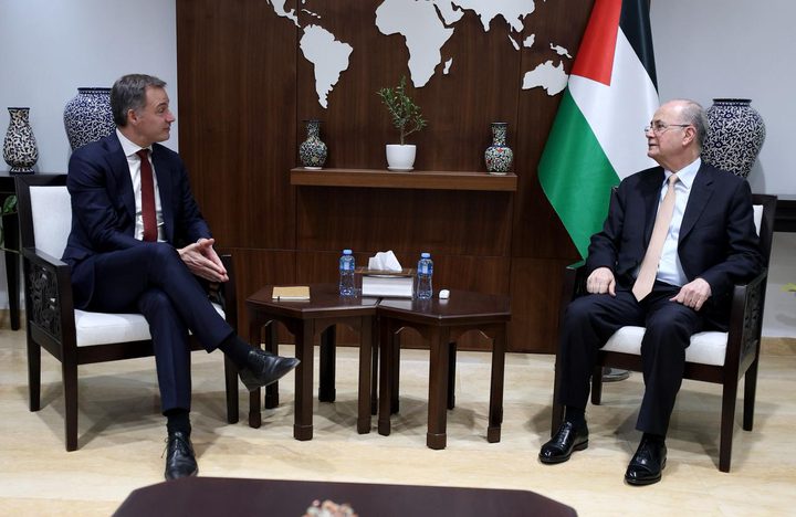 رئيس الوزراء يبحث مع مدير برنامج الأمم المتحدة الإنمائي مستجدات الإغاثة والتعافي