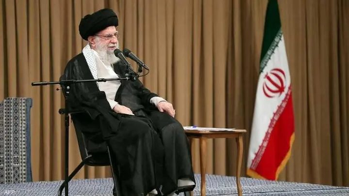 خامنئي يتحدّى ترامب: سلاحٌ قادر على إغراق حاملات الطائرات