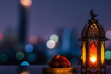 كم ساعة سنصوم في رمضان 2026؟ تعرف إلى الدول العربية الأطول والأقصر صيامًا؟